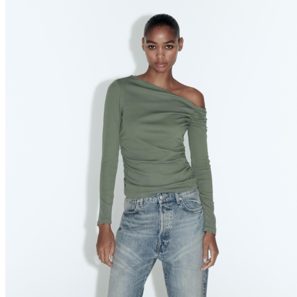 Zara Top